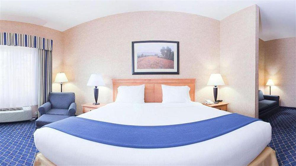 Holiday Inn Express & Suites Cheney By Ihg Kültér fotó